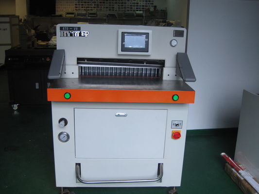 Китай Высокоскоростная гидравлическая бумажная машина бумажного резца автомата для резки 72км большая сверхмощная поставщик